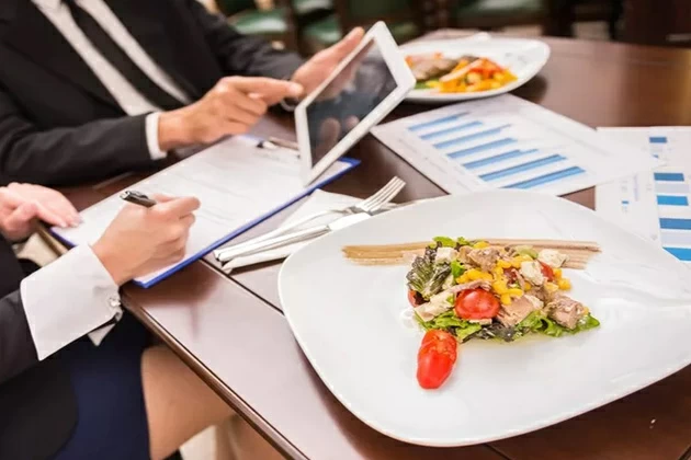 Как вести бухучет в общепите: основные правила ведения учета в ресторанах и кафе